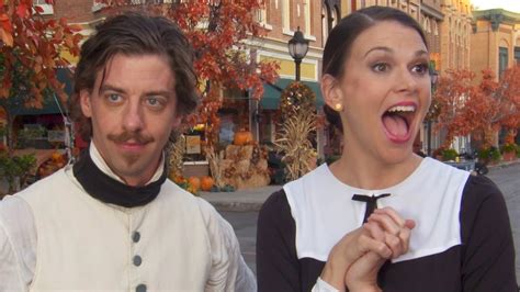 Sally Struthers Sutton Foster And Christian Borle Talk Gilmore Girls A