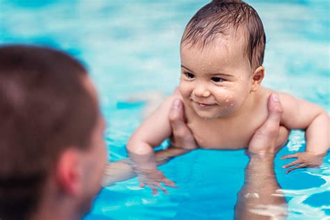 When To Start Swimming Lessons For Babies Kingswim