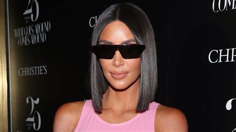 Watch Access Hollywood Interview Kim Kardashian Flaunts Her Hourglass Figure In Pink Power