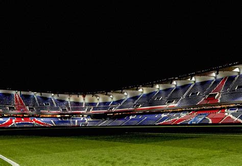 Jalan jalan ke ke paris, mampir ke stadion psg sebelum liga champions. PSG vs Borussia Dortmund will be played behind closed doors