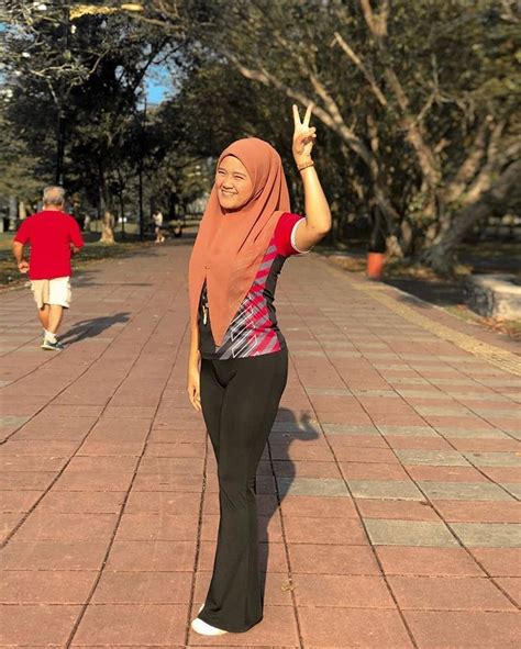 Awek Tudung Seluar Ketat Gireum Web