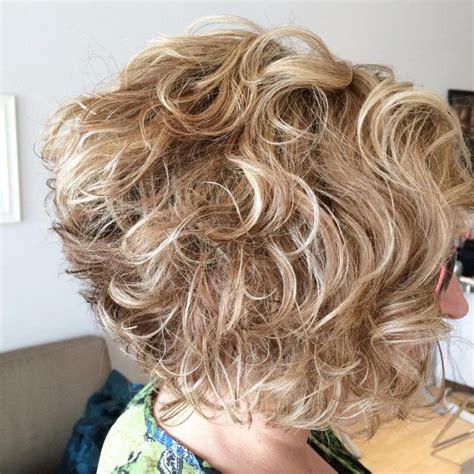 Stacked Curly And Volumising Perm Short Permed Hair Spiral Perm Short Stacked Hair