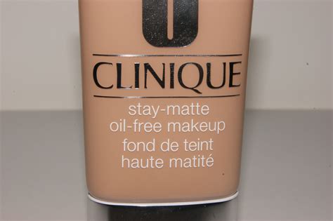 And you stay matte all day. Clinique Stay Matte Oil Free Make-Up (foundation) - Review ...
