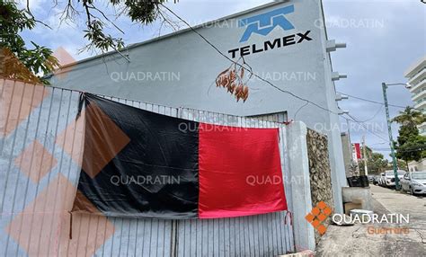 luego de 37 años sin colgar banderas rojinegras estalla huelga en telmex