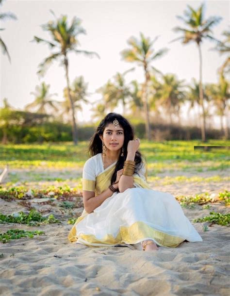 Actress Sai Pallavi In Indian Traditional White Saree ...