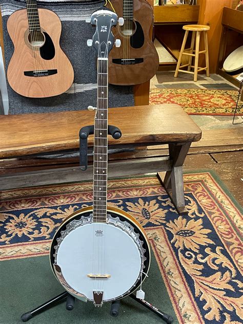 Washburn Americana B9 5 String Resonator Banjo Whard Case Used