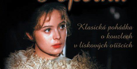 Libuše šafránková v hlavní roli příběhu o krásné dívce a jejím kouzelném dárku. Tři oříšky pro Popelku / Tři oříšky pro Popelku | Fandíme ...