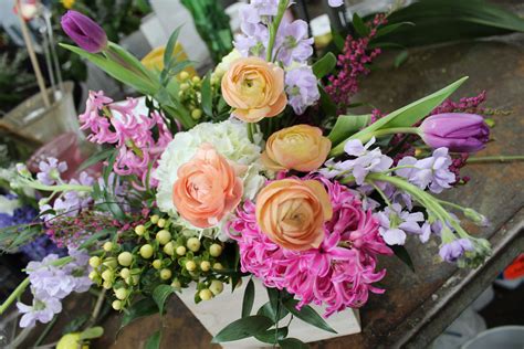 Spring floral arrangement by Jackson Florist | Spring floral arrangements, Floral, Floral ...