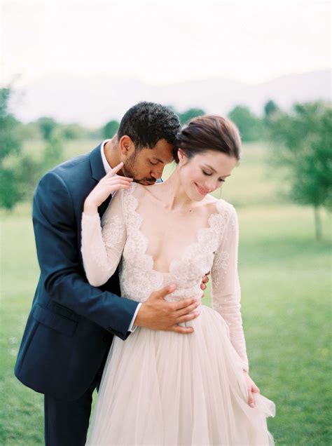 Classically Elegant Wedding Ideas By Shannon Moffit Photography