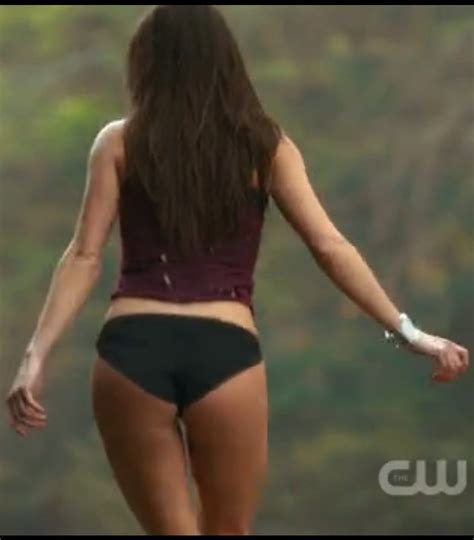 Marie Avgeropoulos Booty