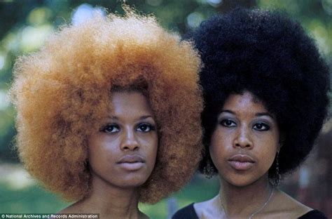 Two Beautiful Ladies In 1970s Harlem Oldschoolcool