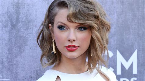 Taylor Swift Cancels Thailand Concert After Country Came Under Military Rule Mirror Online