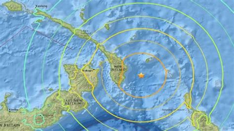 Tsunami Warning Issued Magnitude 80 Quake Hits East Of Papua New