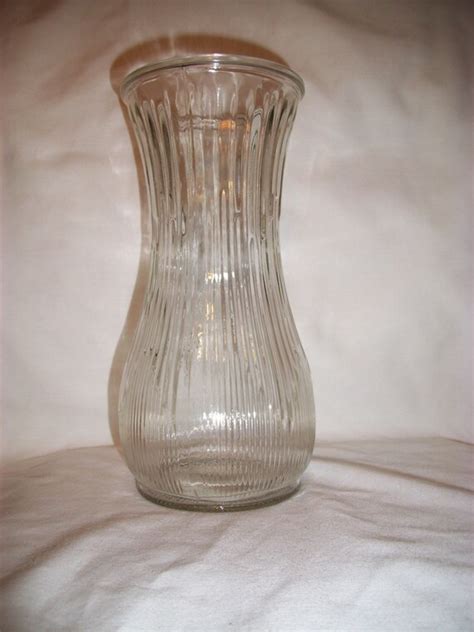 VINTAGE HOOSIER GLASS Vase With Ribbed Arrow Pattern