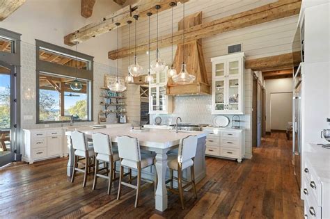 Here is a full tour of our small kitchen, a look inside our cabinets and how i organize everything! 8 Easy Ways to Add Color to Your Modern Farmhouse Kitchen