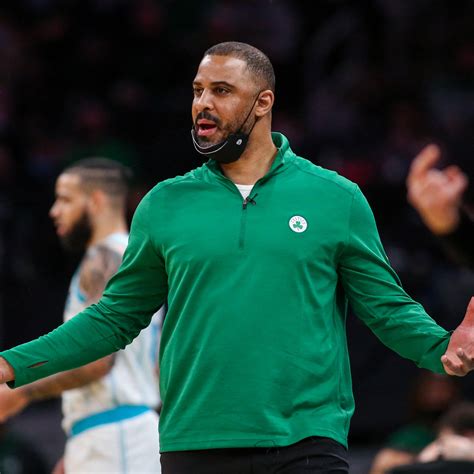 Arriba 114+ imagen celtics coach suspended why - Abzlocal.mx