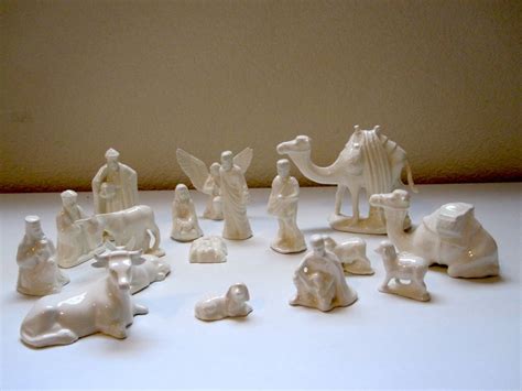 Vintage Nativity Set 17 Pieces White Ceramic Handmade Etsy