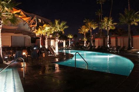Located on huntington beach in orange county, the hyatt regency is right in the middle of surf central. Kids pool & fire pit at night - Picture of Hyatt Regency ...