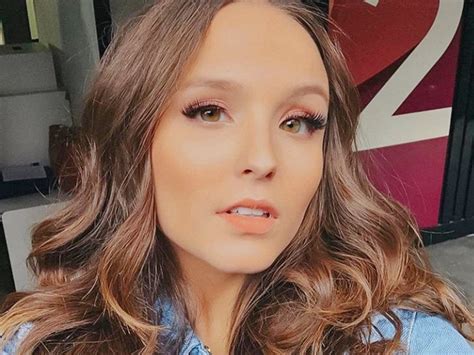 % larissa manoela ha ganado el % de las votaciones. Larissa Manoela fala sobre sua primeira vez: "Aconteceu ...