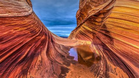 Gateway To The Wave Sandstone Rock Formation In Coyote Buttes Arizona