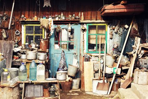 Do you have a bunch of clutter and it doesn't look good! Questions to Ask When Booking Junk Removal Services