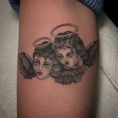 Tessa Tattoo Artist In New York City Tattoolist