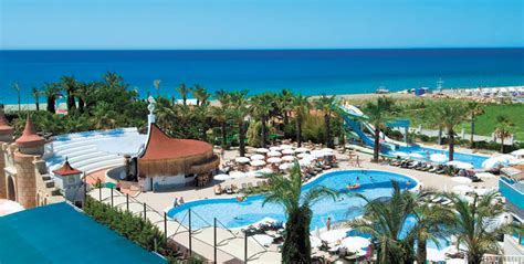 Egal wie der urlaub geplant wird, sightseeing oder strandurlaub, auf der reise stößt man immer auf eines: 1 Woche Türkei direkt am Strand im tollen 5-Sterne-Hotel ...