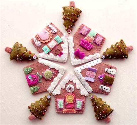 Gingerbread Houses Made Of Felt Felt Christmas Ornaments Felt Christmas Decorations Felt