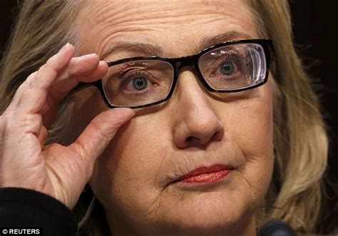 Hillary Clinton Wears Glasses On Democratic Campaign Trail For First Time In Las Vegas Daily