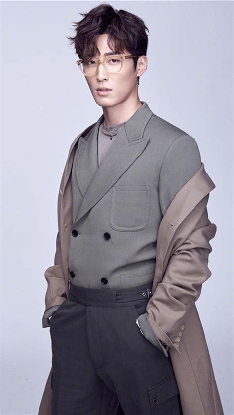 Dòu xiāo, born 15 december 1988) is a chinese canadian actor. 竇驍何超蓮，貴公子與白富美的愛情故事，太令人羨慕了 - 每日頭條