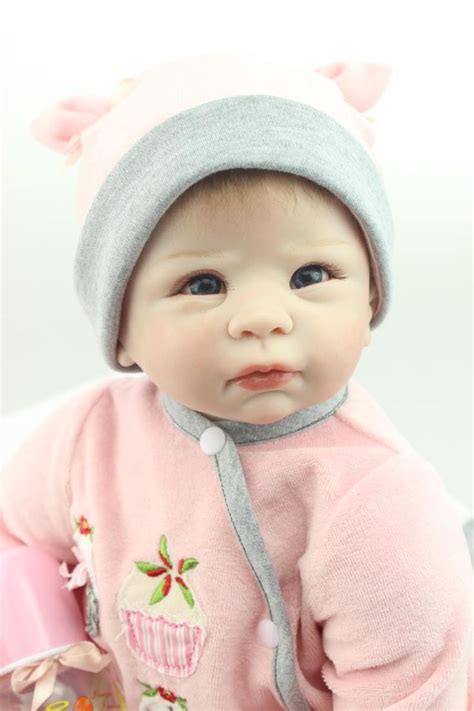 Fashion 22 Free Shipping New Baby Dolls With Clothes Realistic Soft