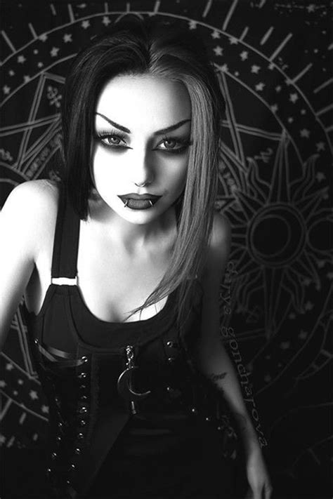 gothic girls goth beauty dark beauty dark fashion gothic fashion darya goncharova estilo