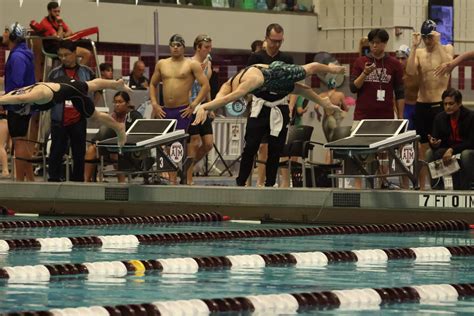 Swim And Dive Blows Aggieland Competition Out Of Water Westwood Horizon