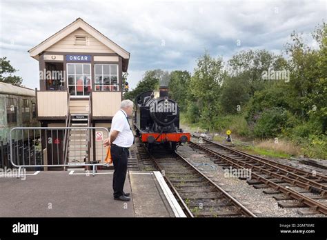 Epping Ongar Heritage Railway Hi Res Stock Photography And Images Alamy