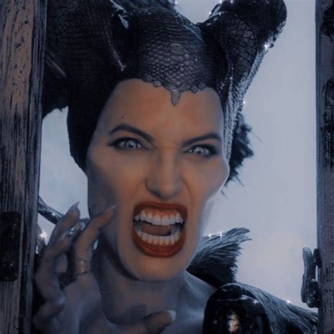 Angelina Jolie Maleficent Malificent Fantasy Dragon Really Good
