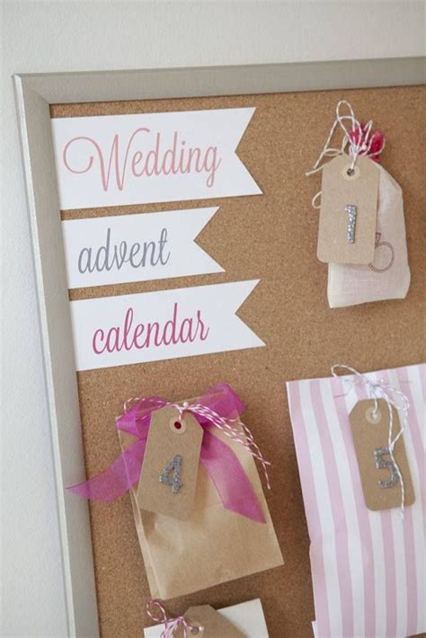 Here, we show you how to make a darling wedding advent calendar! Wedding advent calendar