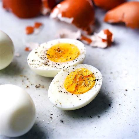 Store them, peeled or unpeeled, in a sealed container. How to Make Perfect, Easy to Peel Boiled Eggs EVERY Time ...