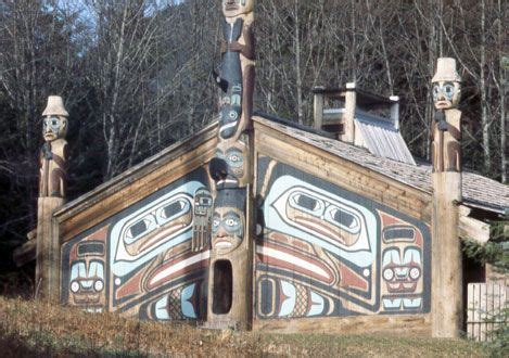 Wood plank house and cedar totam pole, artifact project inspiration for P. | Pacific northwest ...