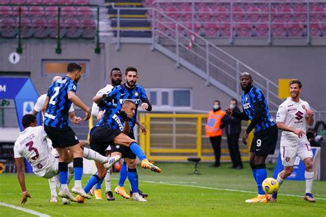 Мяч забил лаутаро мартинес (интер милан). Inter vs Torino