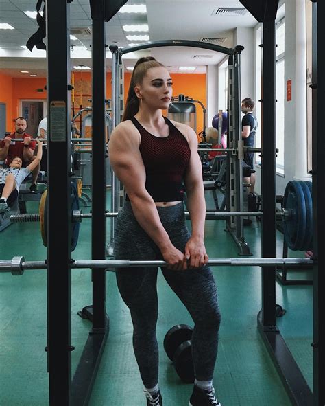 You Can Get This Look Julia Vins Physical Fitness Julia Vins