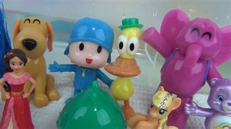 Bathing With Lets Go Pocoyo Finger Paint With Bubbles Youtube