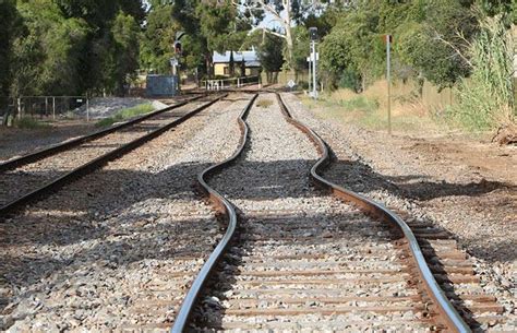 Roads Melt And Rail Tracks Buckle As Uk Heatwave Strikes New Civil Engineer