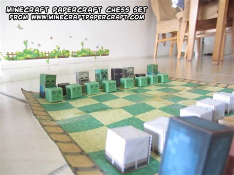 Ninjatoes Papercraft Weblog Dl Build Papercraft Minecraft Chess Set