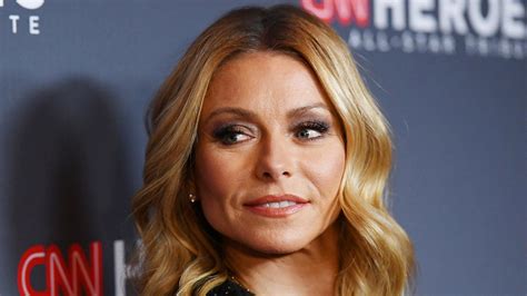 Watch Access Hollywood Interview Kelly Ripa Slams Criticism Of Her At