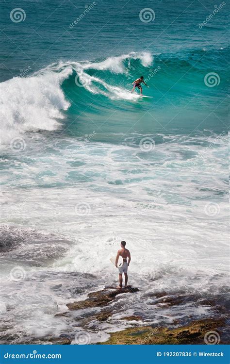 Sydney Australia Dec 23 2012 Surfer Stand On The Rocks Watching A