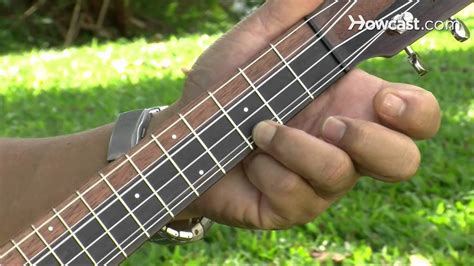 Große auswahl an play 3 4 6. How to Play a C Chord | Ukulele Lessons - YouTube