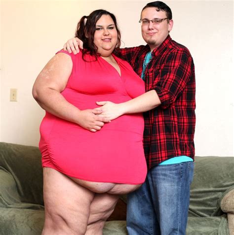 Partner Of 50 Stone Woman Uses A Funnel To Feed Her When She S Full To Help Her Gain Weight