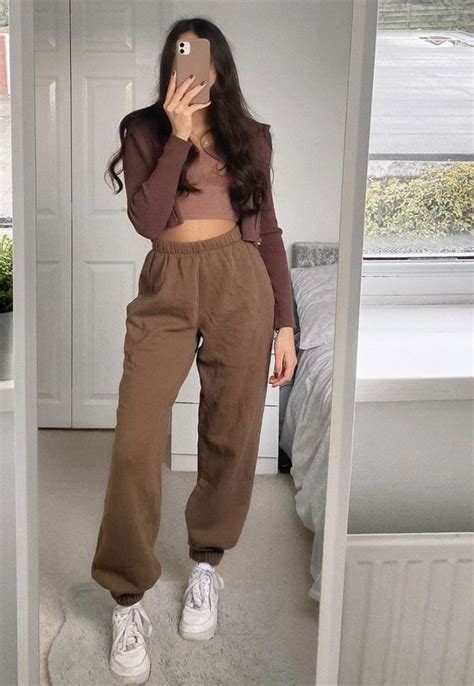 abbiedhaliwal sweater style outfits simple trendy outfits fashion inspo outfits