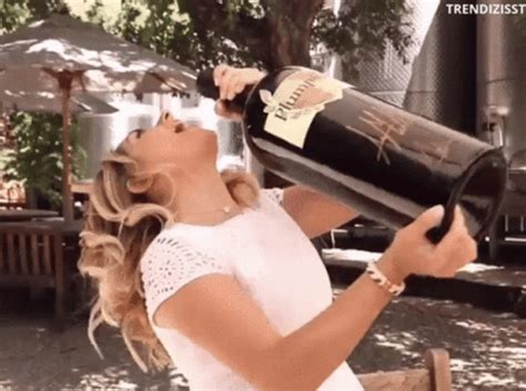 Alcohol Spinning Gif Alcohol Spinning Rotating Discover Share Gifs My