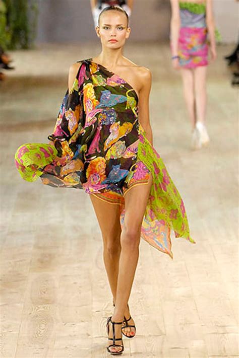 Spring 2007 Emanuel Ungaro Runway Silk Chiffon Dress At 1stdibs